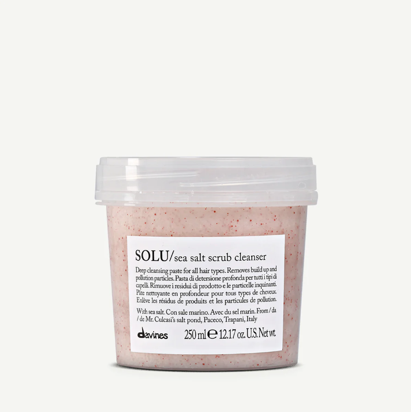 ESSENTIAL SOLU Sea Salt Scrub Cleanser