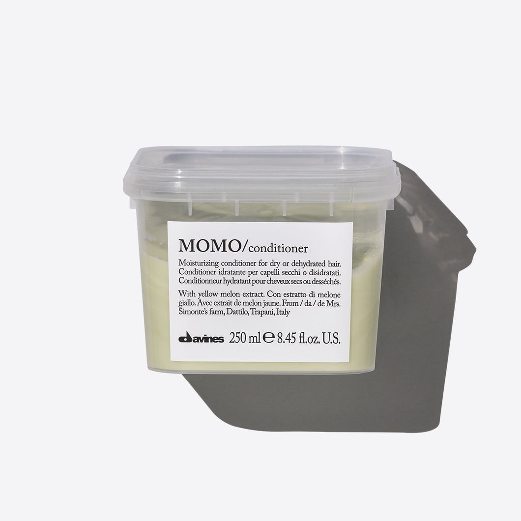 ESSENTIAL MOMO Conditioner